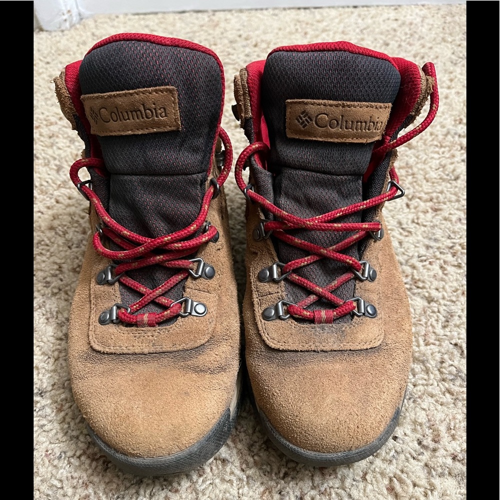 Columbia Women's Newton Ridge Plus, Elk/Mountain Red